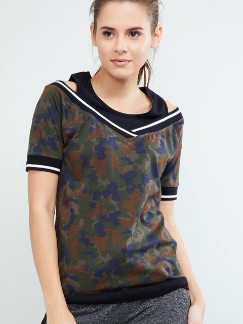 max Women Green Printed V-Neck T-shirt