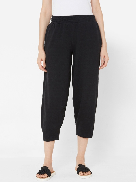 

Mystere Paris Women Maroon Solid Lounge Capris, Black