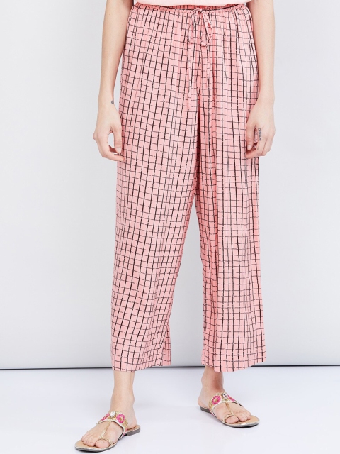 

max Women Peach & Black Checked Flared Palazzos