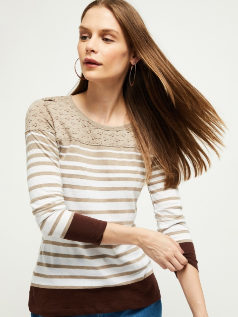 

max Women Beige Striped Round Neck T-shirt