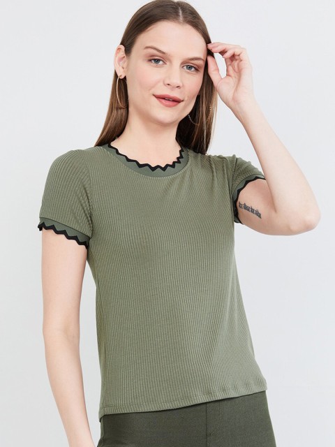

max Women Olive Green Solid Round Neck T-shirt