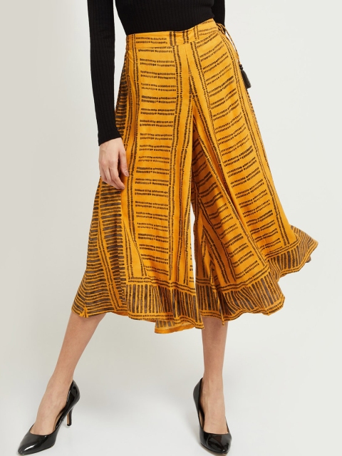 

max Women Mustard Regular Fit Printed Culottes