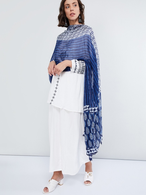 

max Blue Printed Dupatta