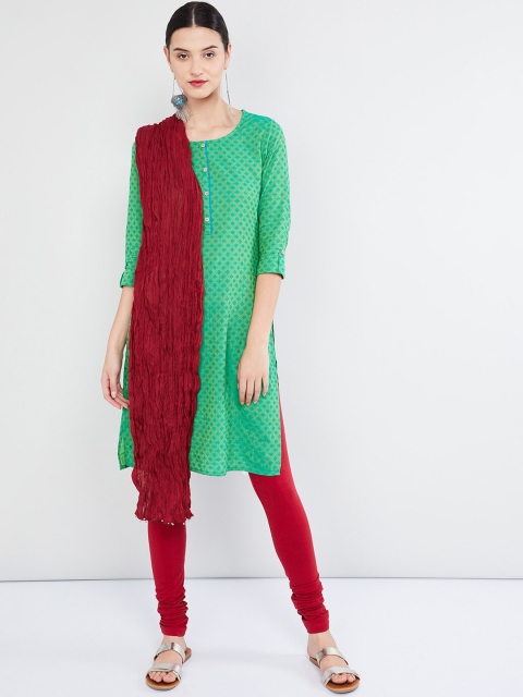 

max Maroon Solid Dupatta