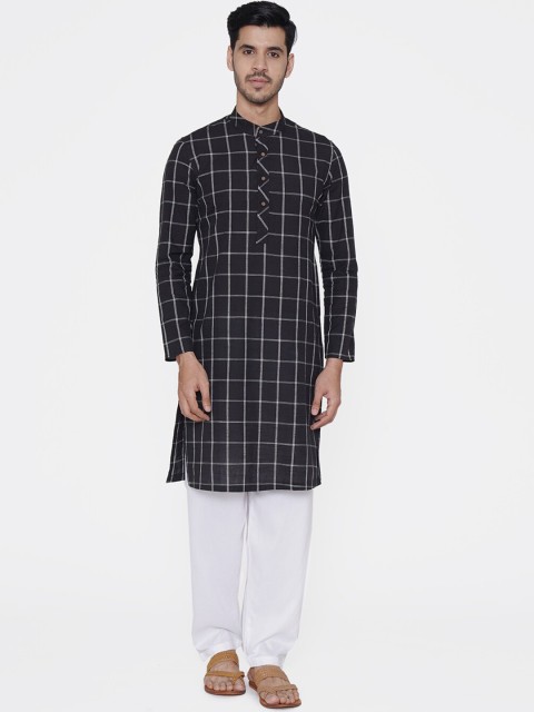 

Manyavar Men Black & White Checked Straight Kurta