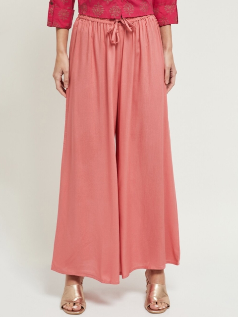 

max Women Salmon Pink Solid Flared Palazzos