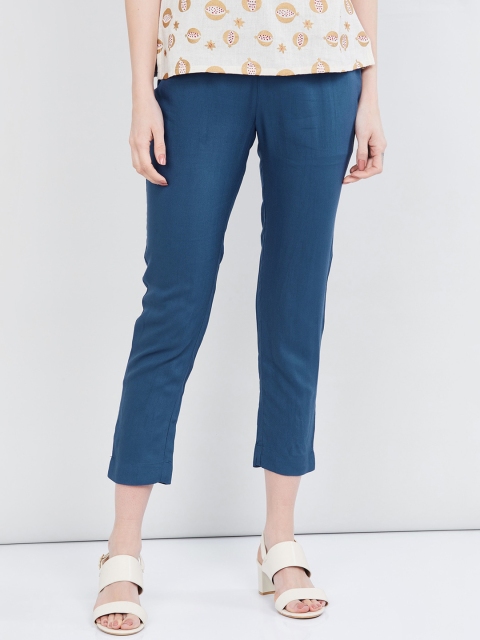 

max Women Blue Regular Fit Solid Cropped Regular Trousers