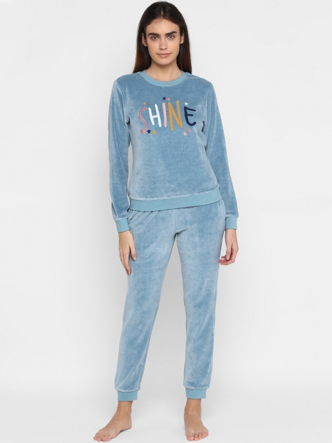 

HOUSE OF KKARMA Women Blue Embroidered Night Suit