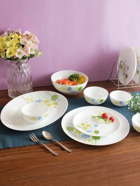 

HomeTown Fiesta Gardenia 27 Pieces Opal Dinner Set, White