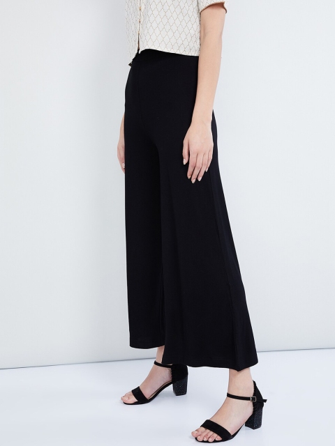 max Women Black Solid Straight Palazzos