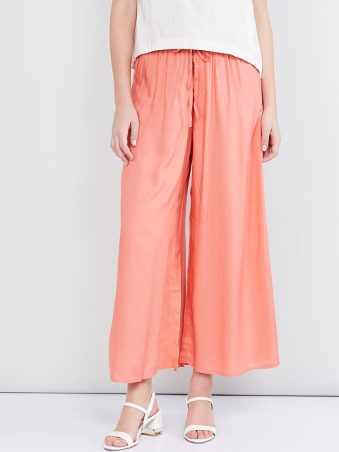 

max Women Peach Solid Flared Palazzos