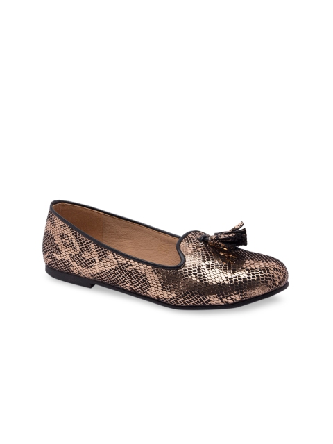 

Rocia Women Gold-Toned Woven Design Faux Fur Ballerinas