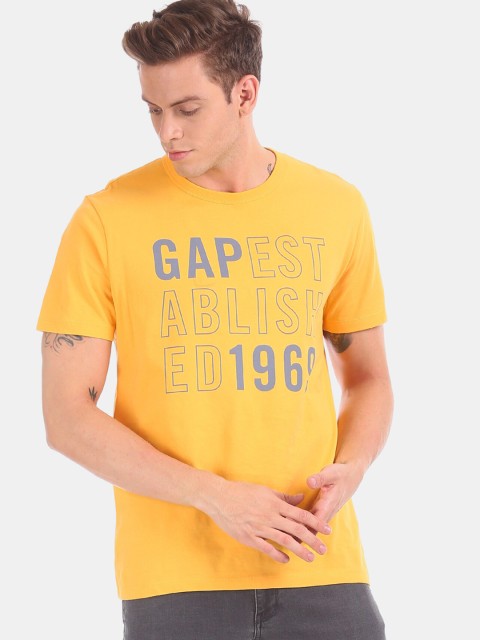 

GAP Men Yellow & Grey Printed Round Neck T-shirt