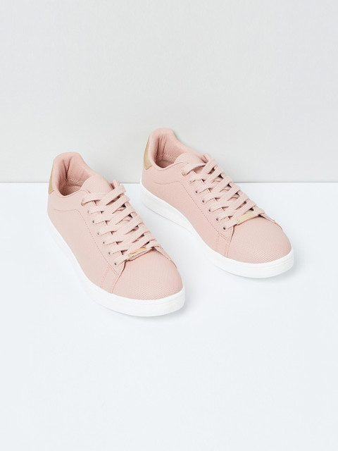 

max Women Pink Sneakers