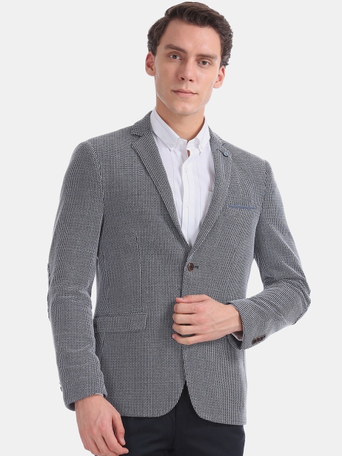 

Arrow Men Blue & Off-White Textured Slim-Fit Single Breasted Blazer