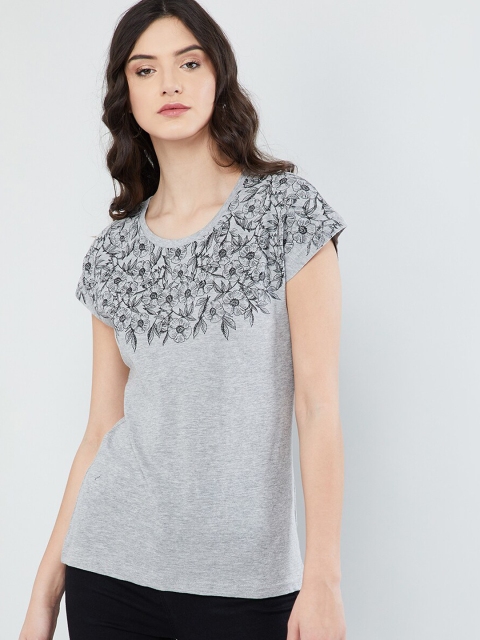 

max Women Grey Printed Round Neck T-shirt