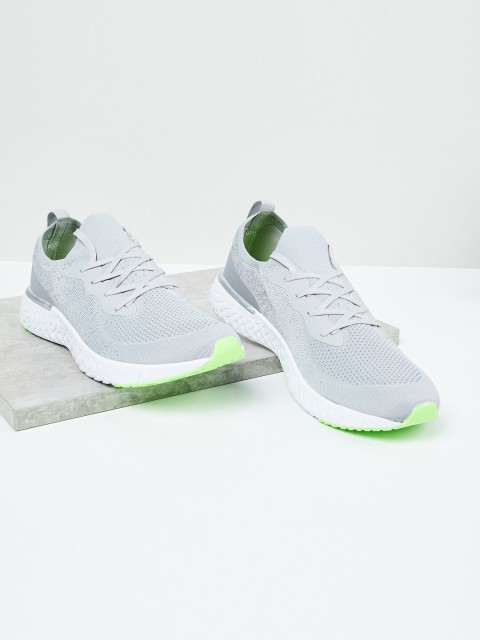 

max Men Grey Woven Design Sneakers