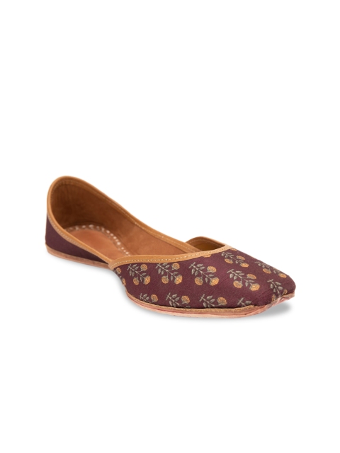 

Jivaana Women Maroon Printed Leather Mojaris