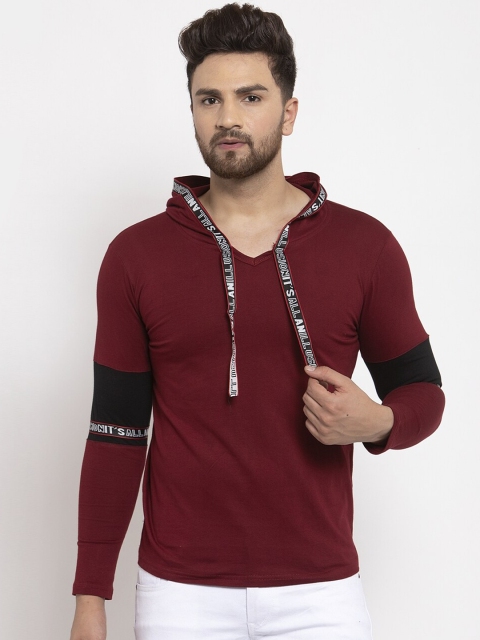 

KATSO Men Maroon & Black Colourblocked Hood T-shirt