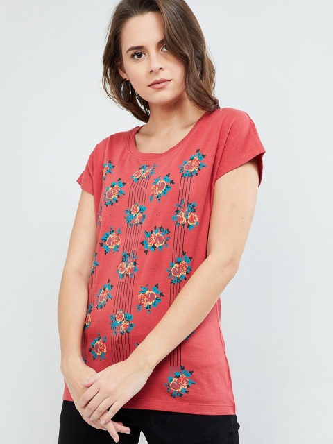

max Women Coral Red Floral Printed Round Neck T-shirt