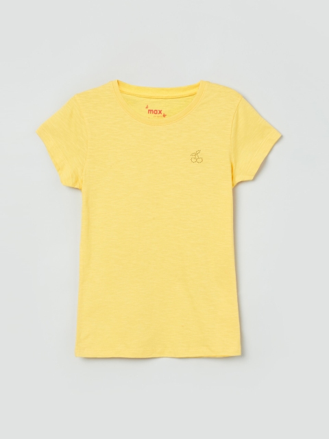 

max Girls Yellow Solid Round Neck T-shirt