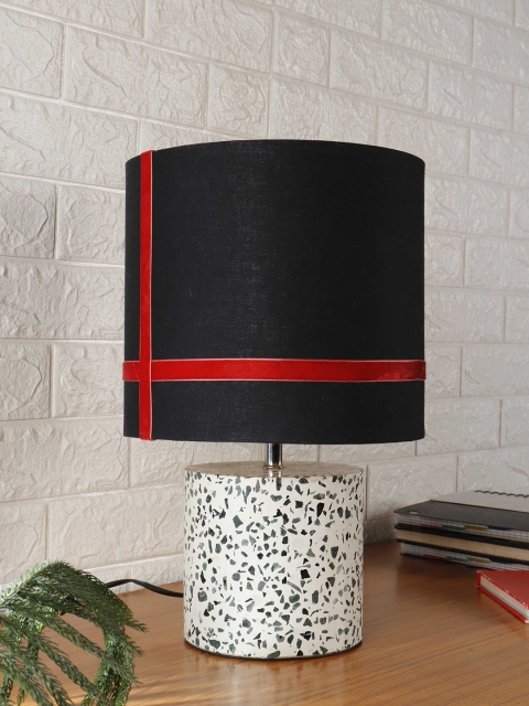 

Grated Ginger Black Textured Contemporary Table Lamp with Shade