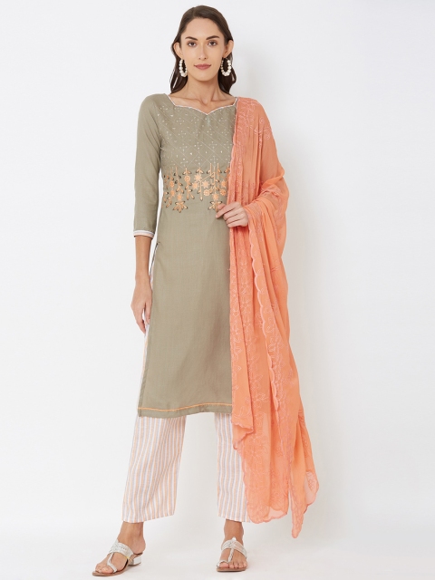 

Satrani Grey & White Pure Cotton Unstitched Dress Material