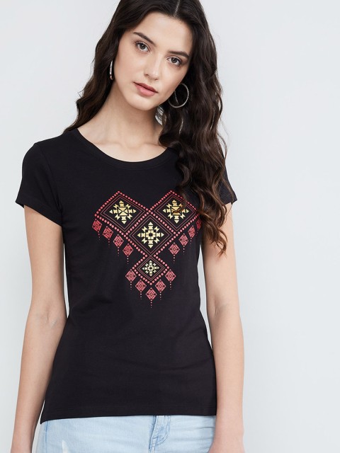 

max Women Black & Red Printed Round Neck T-shirt