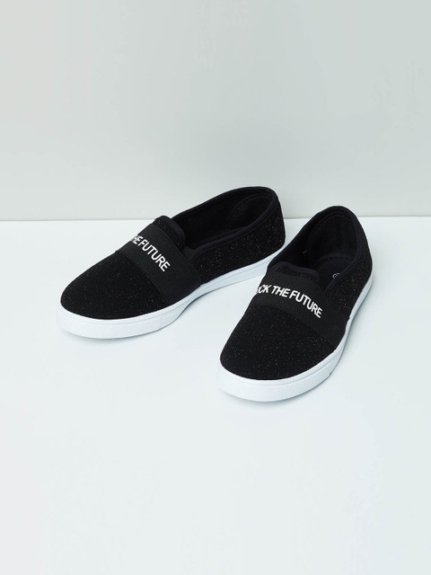 

max Women Black Slip-On Sneakers