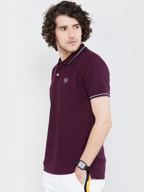 

max Men Burgundy Solid Polo Collar T-shirt