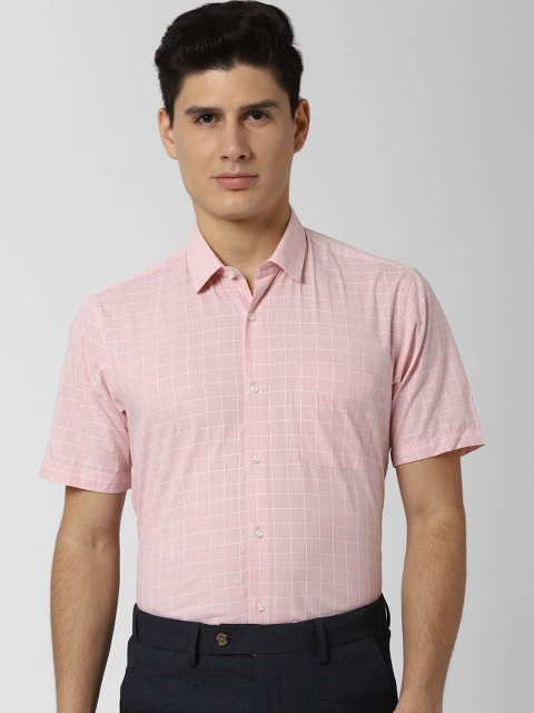 

Peter England Men Mauve Regular Fit Checked Formal Shirt