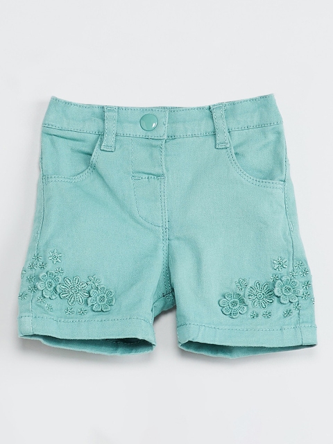 

max Girls Green Printed Regular Fit Regular Shorts