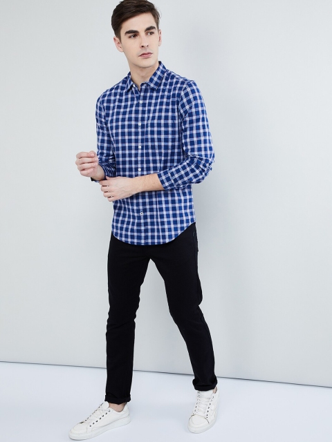 

max Men Blue & Off-White Regular Fit Checked Casual Shirt