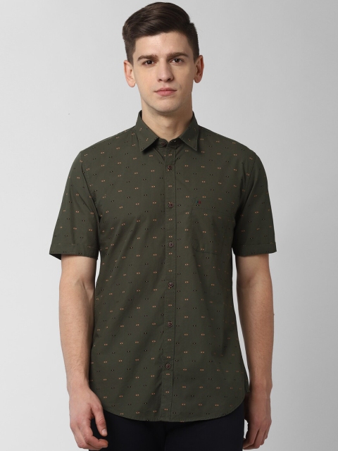 

Peter England Casuals Men Olive Green Slim Fit Printed Casual Shirt