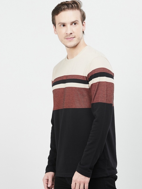 

max Men Beige & Black Colourblocked Round Neck T-shirt
