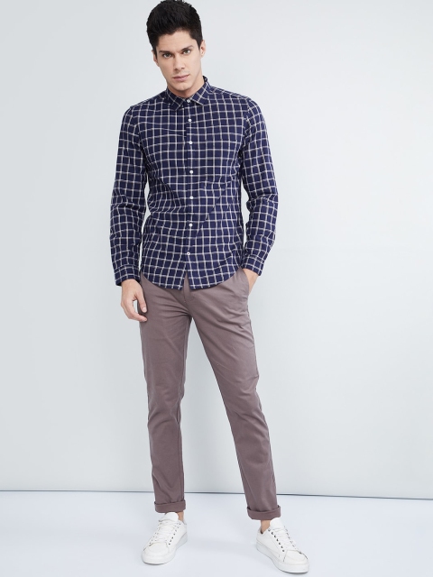 

max Men Blue & White Regular Fit Checked Casual Shirt