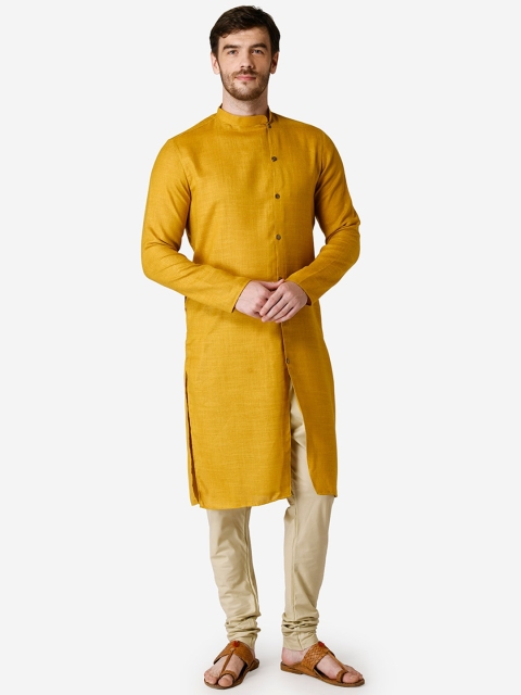 

TABARD Men Yellow Solid Kurta with Churidar