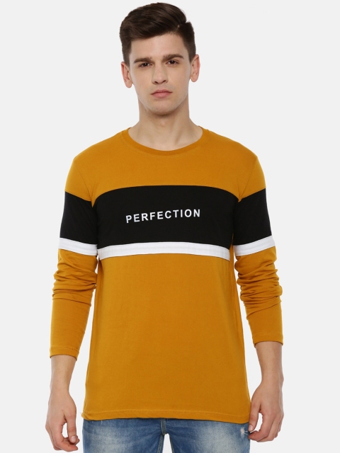 

KAY DEE Men Mustard Yellow Slim Fit Printed Round Neck T-shirt