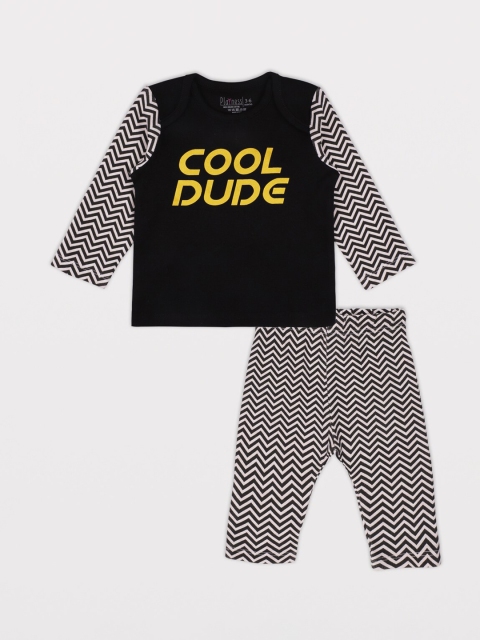 

PLAYNESS Unisex Kids Black & Off-White Printed Night suit