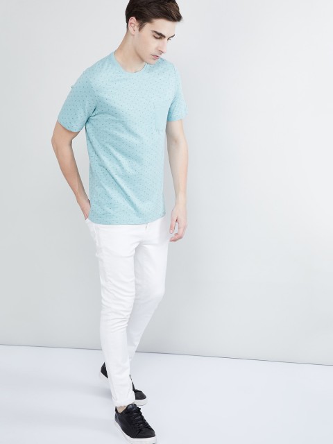 

max Men Blue Solid Round Neck T-shirt
