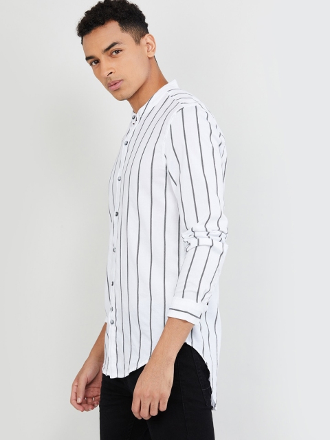 

max Men White & Black Slim Fit Striped Casual Shirt