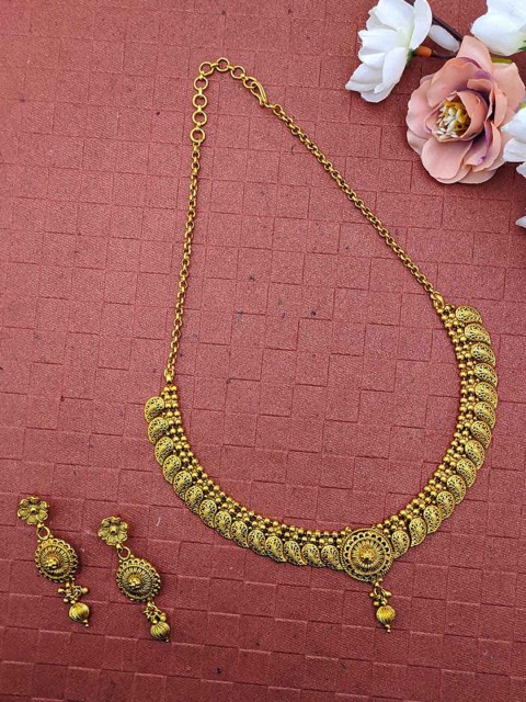 

Sia Art Jewellery Gold-Plated South Indian Antique Jewellery Set