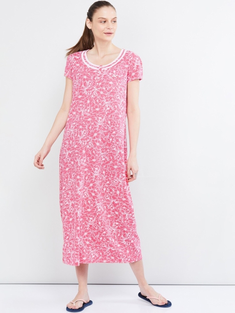 

max Pink & White Floral Printed Nightdress NPT05