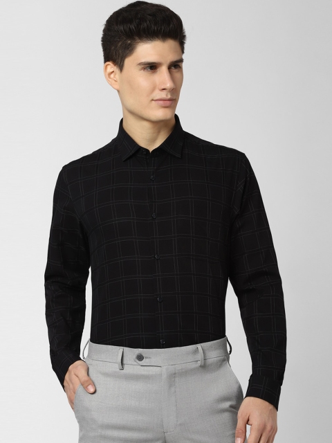 

Peter England Elite Men Black Slim Fit Checked Formal Shirt