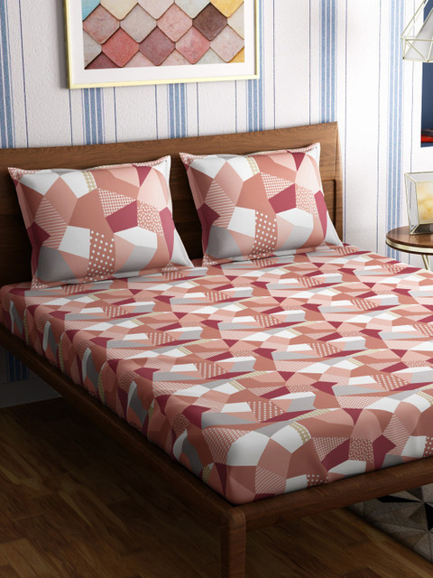

PETAL HOME Burgundy & Grey Geometric 300 TC Cotton 1 Queen Bedsheet with 2 Pillow Covers