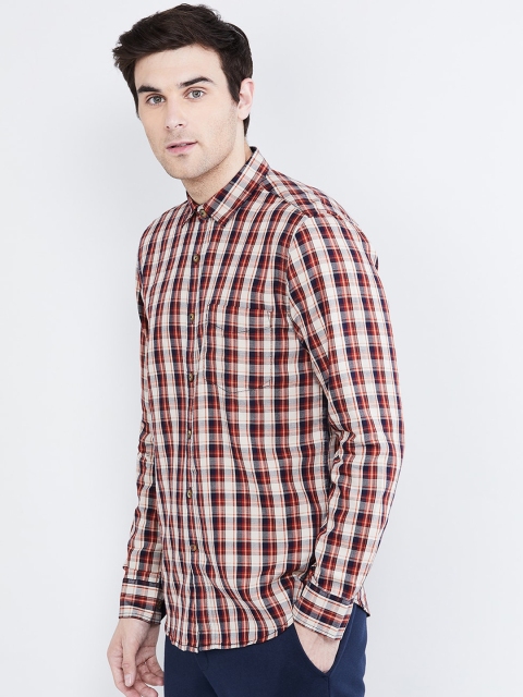 

max Men Cream-Coloured & Red Regular Fit Checked Casual Shirt