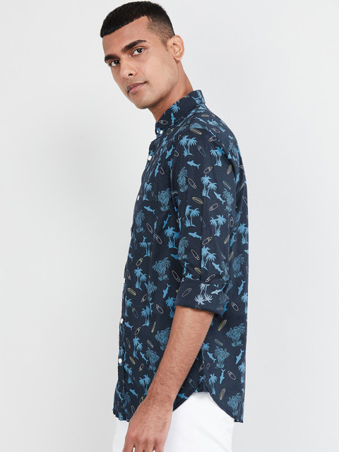 

max Men Navy Blue Slim Fit Printed Casual Shirt