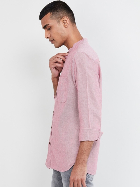 

max Men Red Slim Fit Solid Casual Shirt