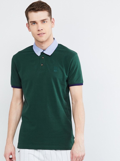

max Men Green Solid Polo Collar T-shirt