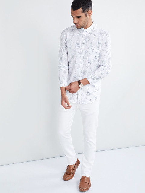 

max Men White Regular Fit Printed Casual Shirt
